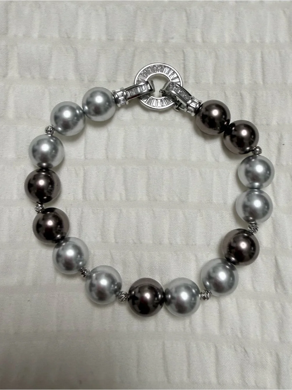 Classic Two-Tone Pearl Bracelet - Silver & Gunmetal
